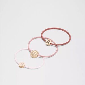 NWT/ 🍋 lululemon Logo Hair Ties - BPRC/ROWD/GOLD ONE SIZE Logo Hair Ties - 3 Pk